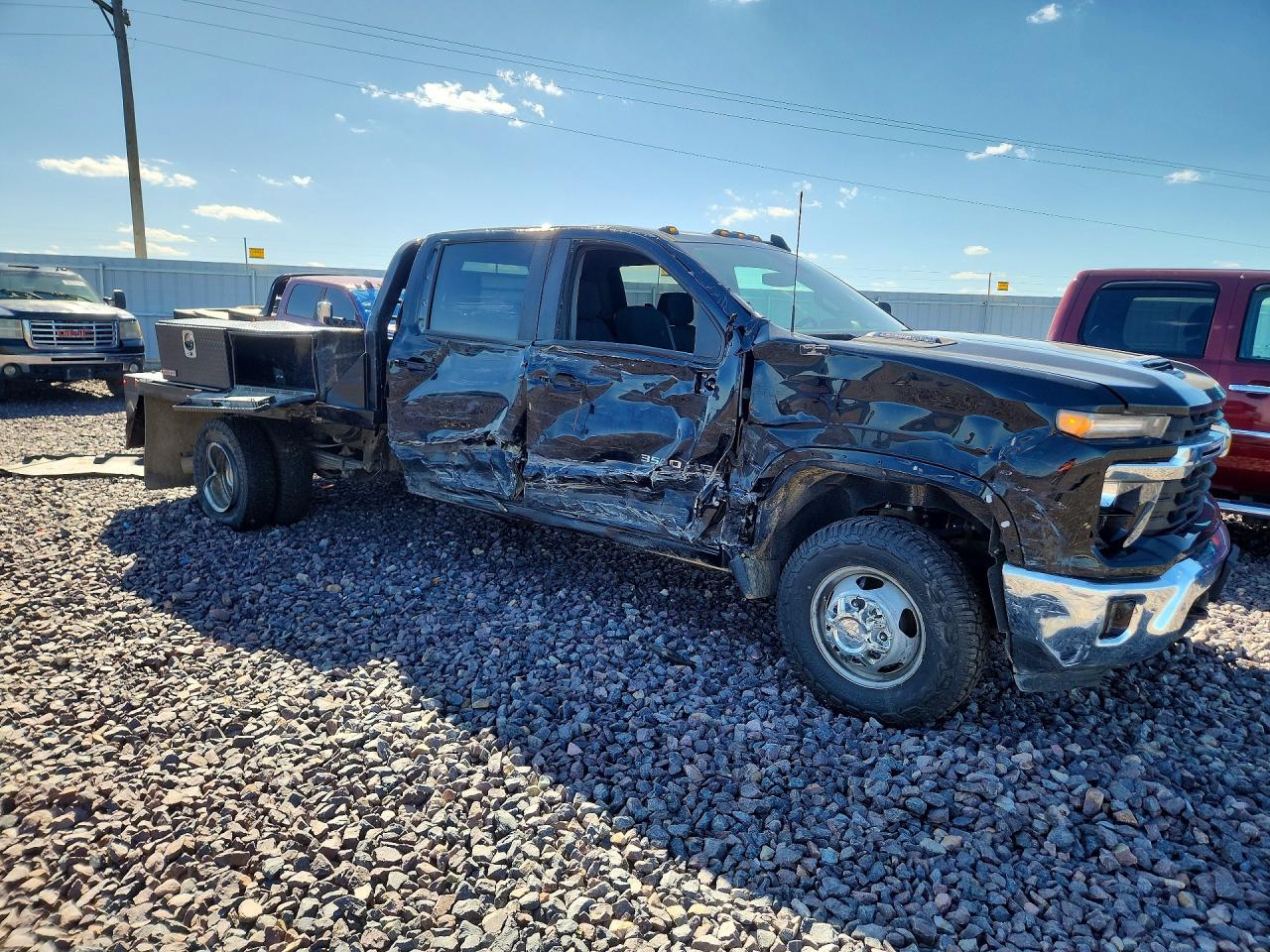 2025 CHEVROLET SILVERADO
