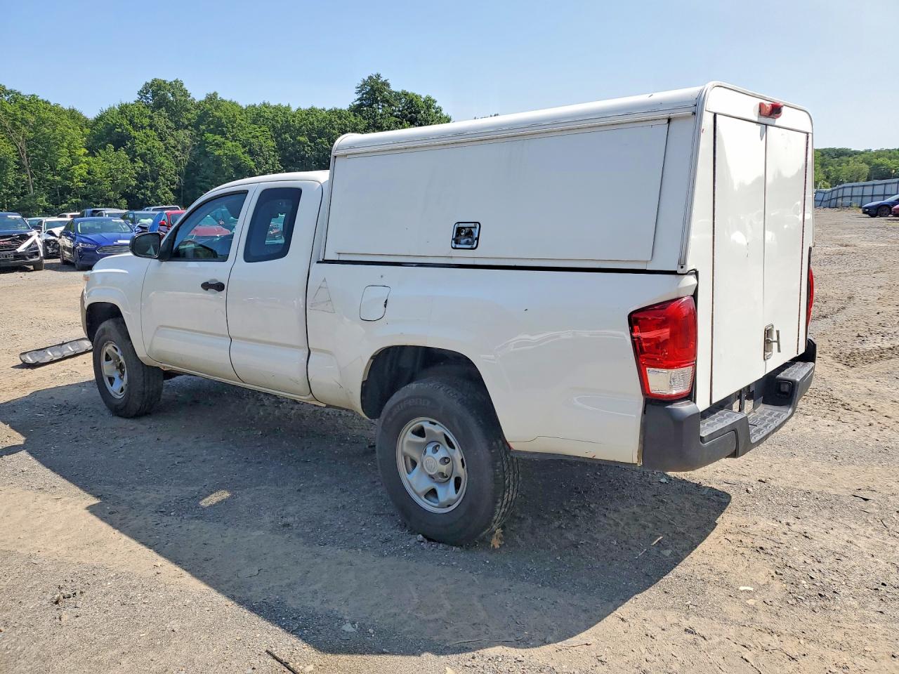 2016 TOYOTA TACOMA
