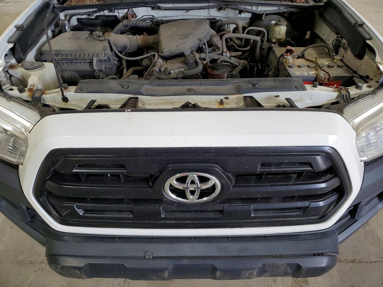 2016 TOYOTA TACOMA