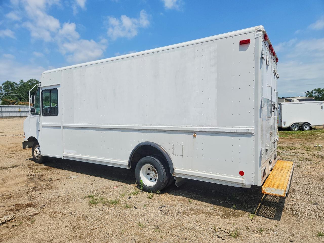 2000 FORD ECONOLINE