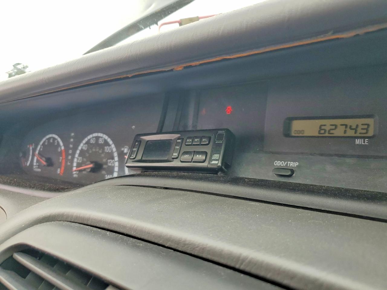2002 TOYOTA AVALON