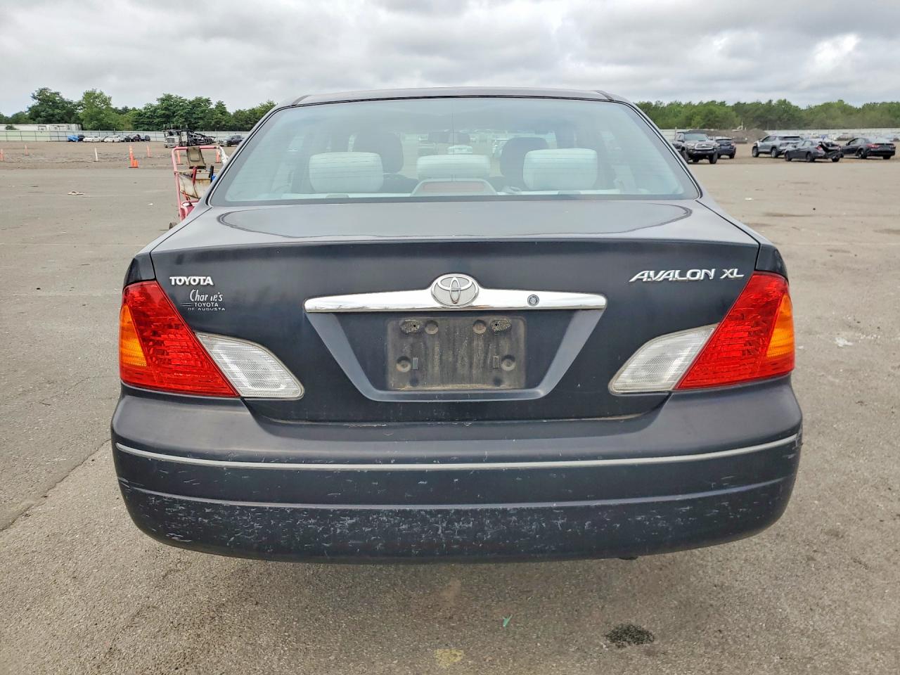 2002 TOYOTA AVALON