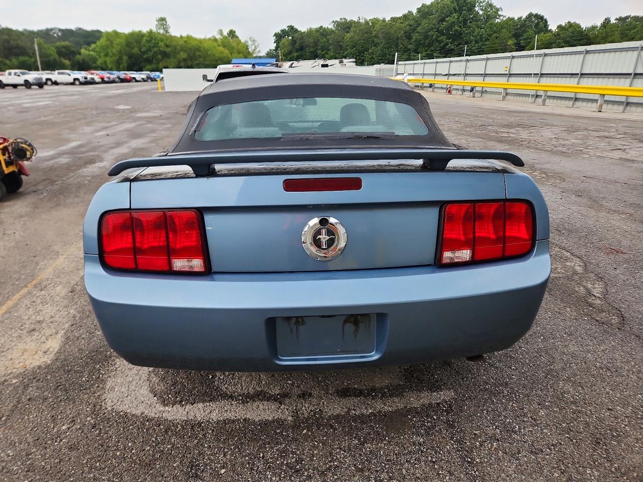 2006 FORD MUSTANG