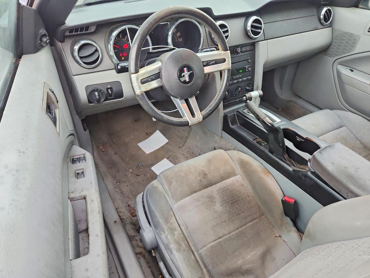 2006 FORD MUSTANG