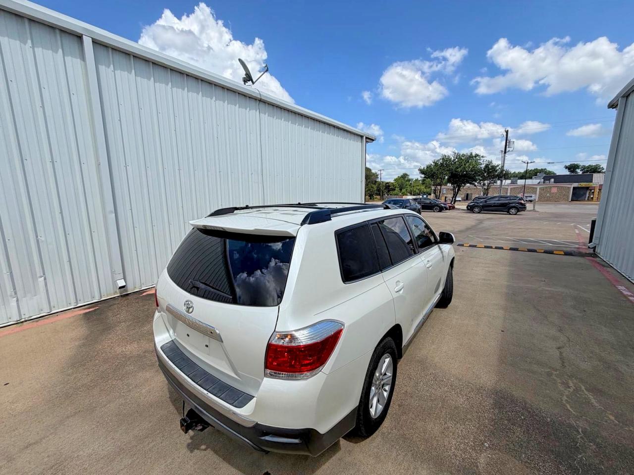 2013 TOYOTA HIGHLANDER