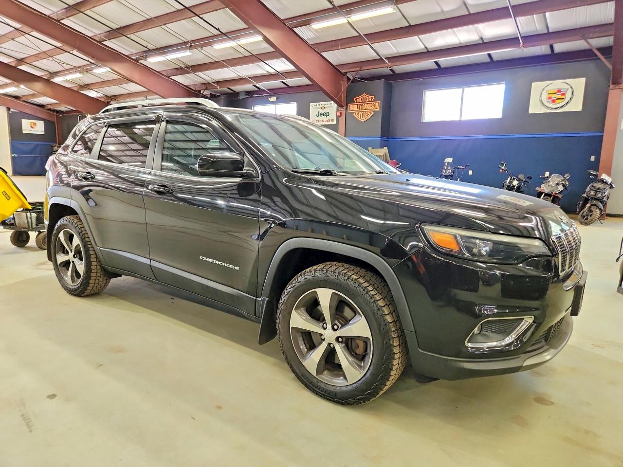 2019 JEEP CHEROKEE
