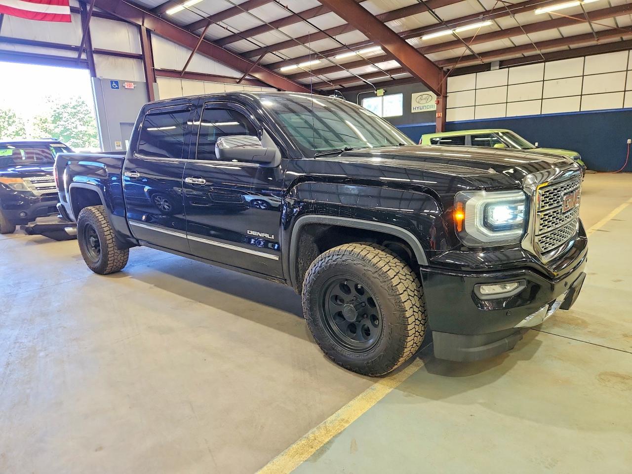 2016 GMC SIERRA