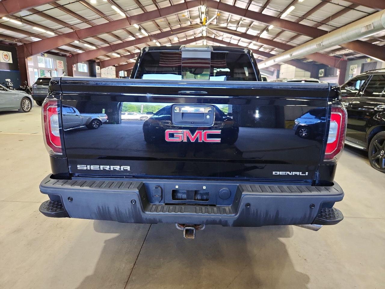 2016 GMC SIERRA