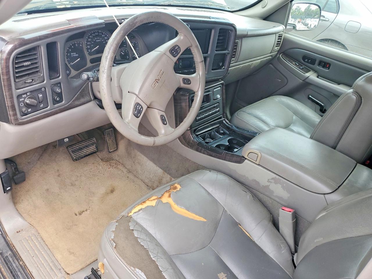 2005 GMC YUKON