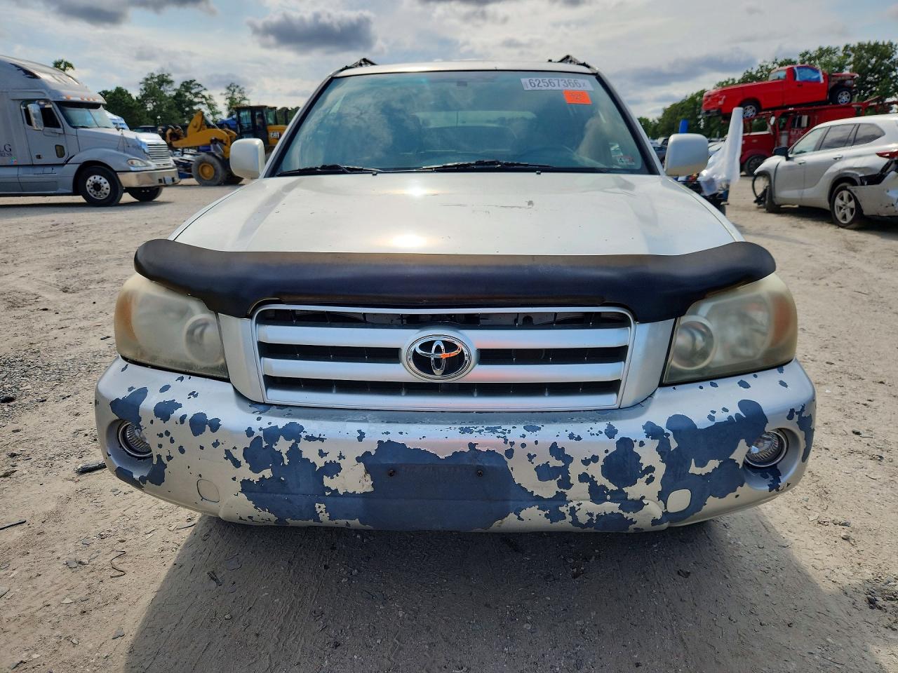 2004 TOYOTA HIGHLANDER