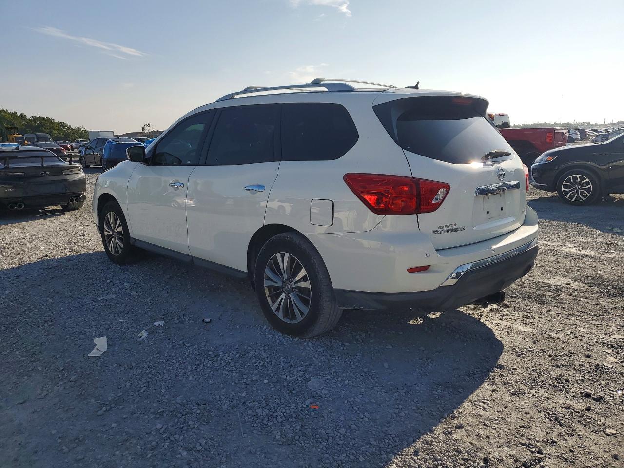 2018 NISSAN PATHFINDER