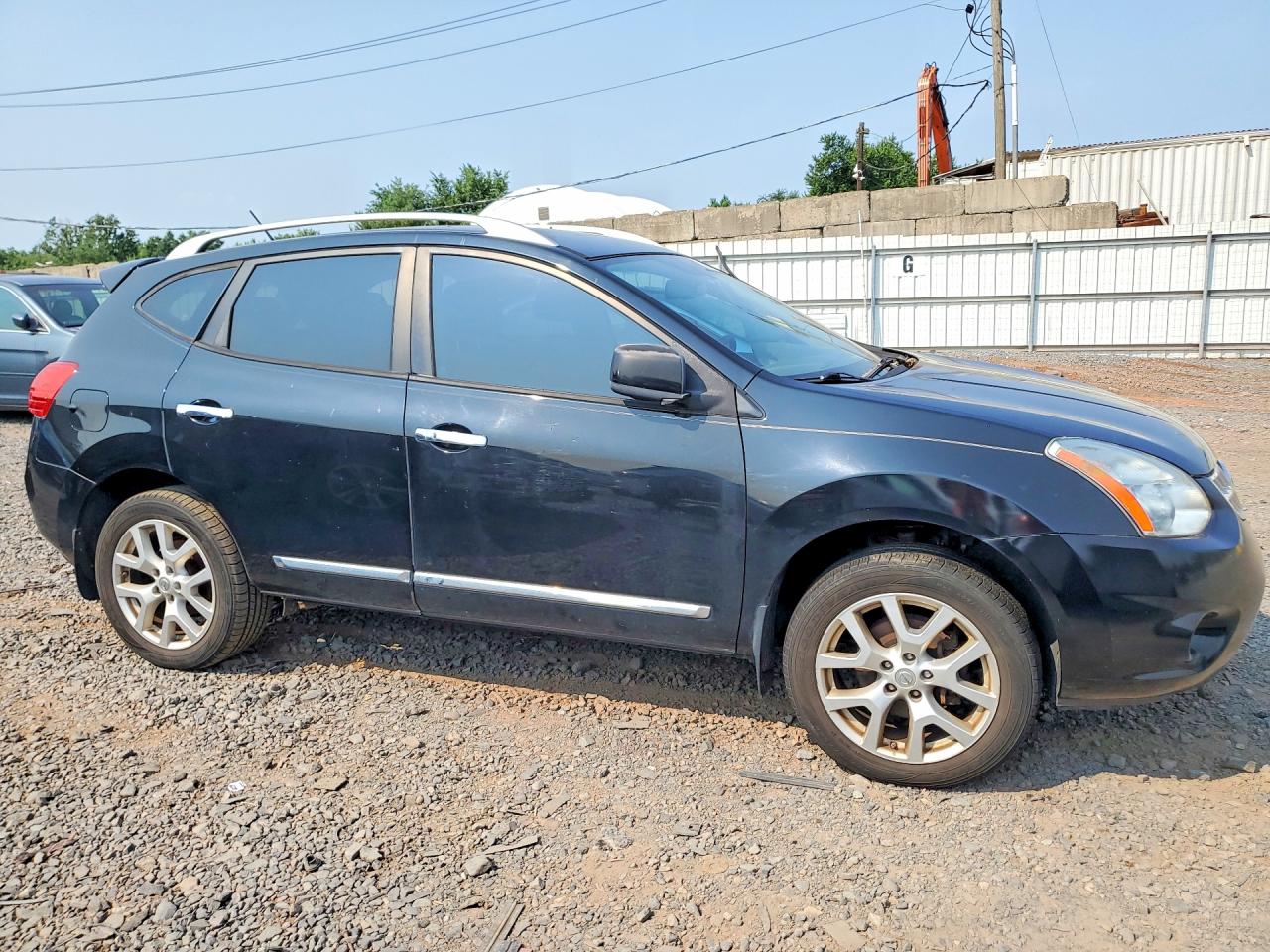 2011 NISSAN ROGUE