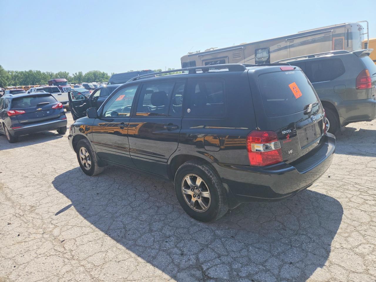 2005 TOYOTA HIGHLANDER