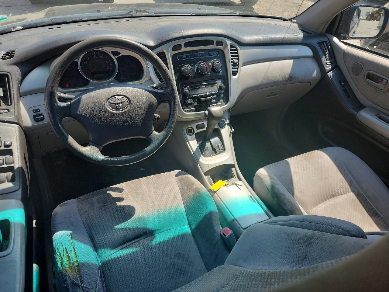 2005 TOYOTA HIGHLANDER