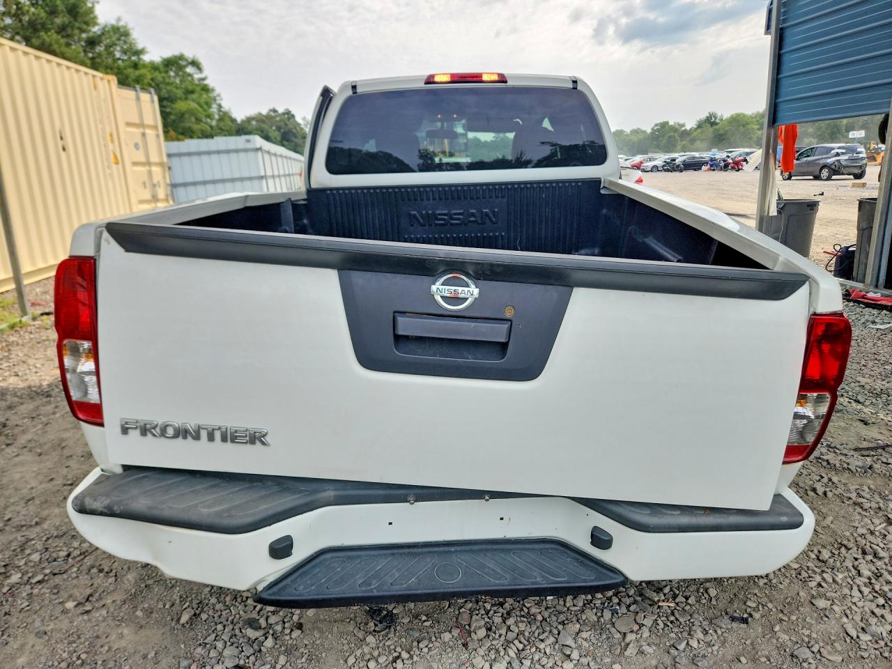 2018 NISSAN FRONTIER