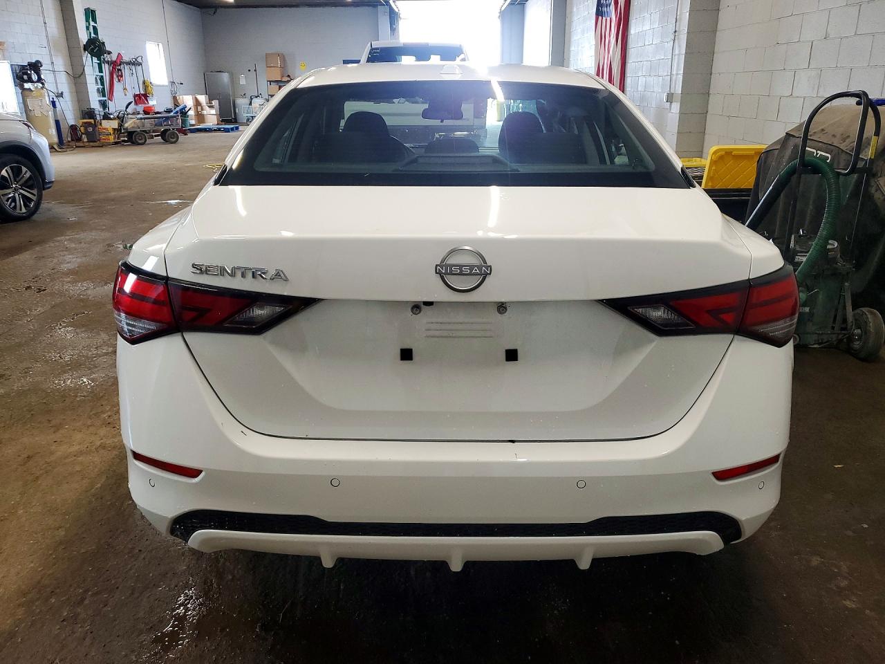 2025 NISSAN SENTRA