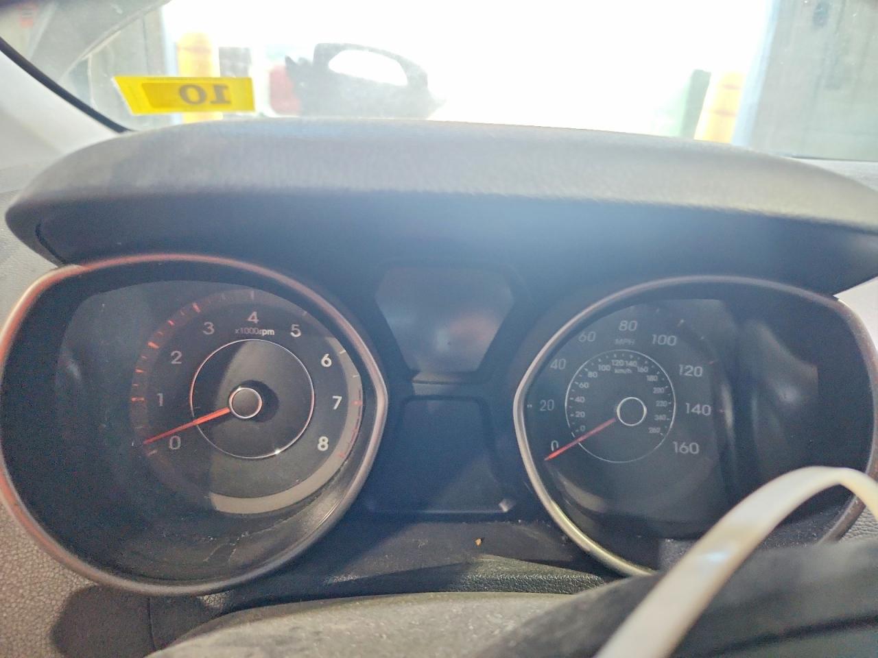 2013 HYUNDAI ELANTRA