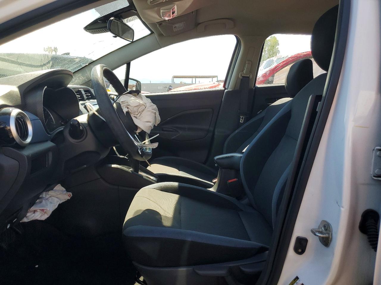 2025 NISSAN VERSA