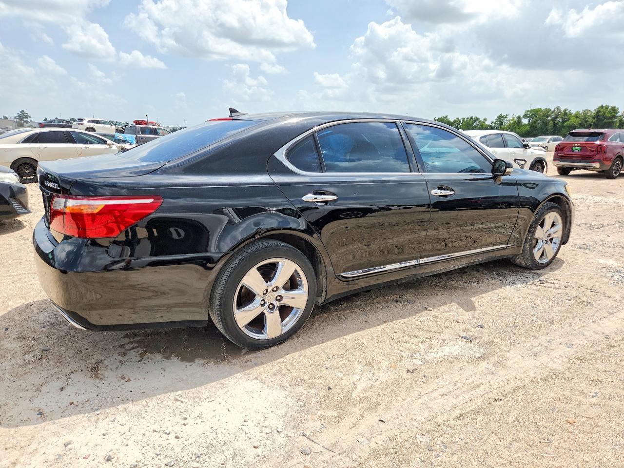 2011 LEXUS LS460