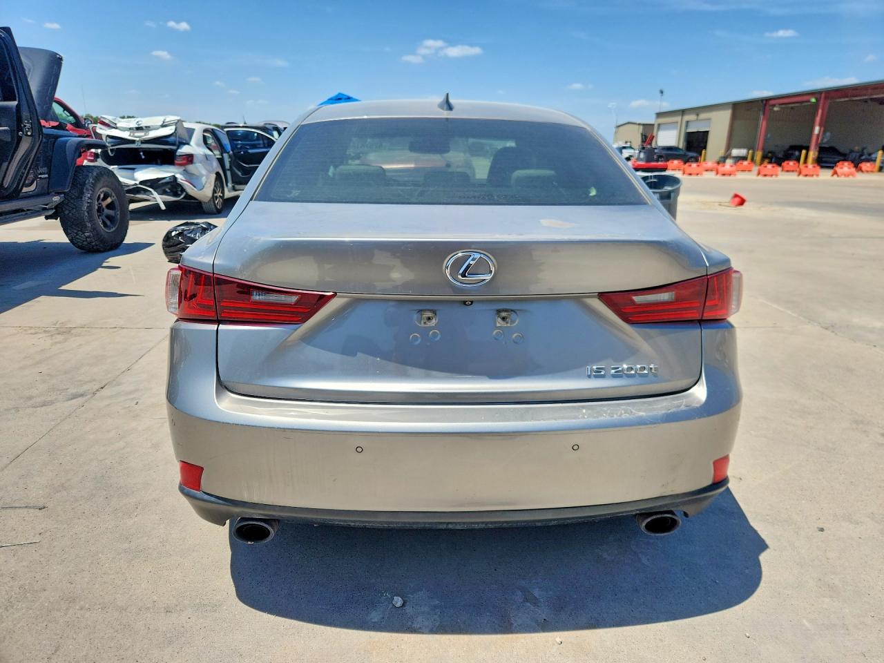 2016 LEXUS IS