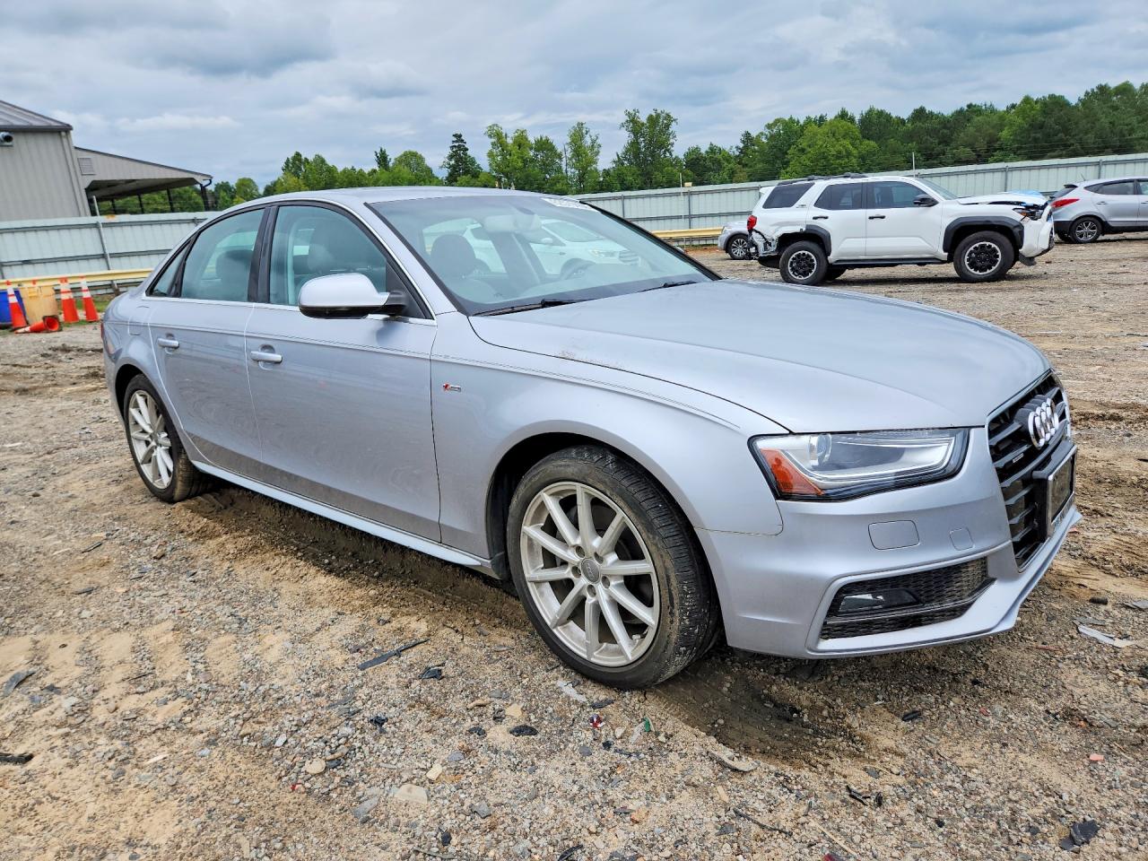 2015 AUDI A4