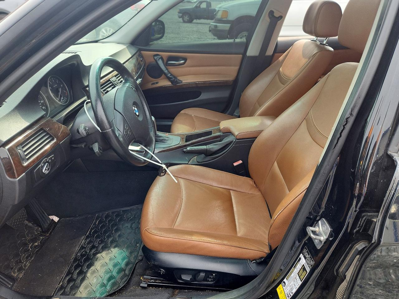 2011 BMW 3 SERIES