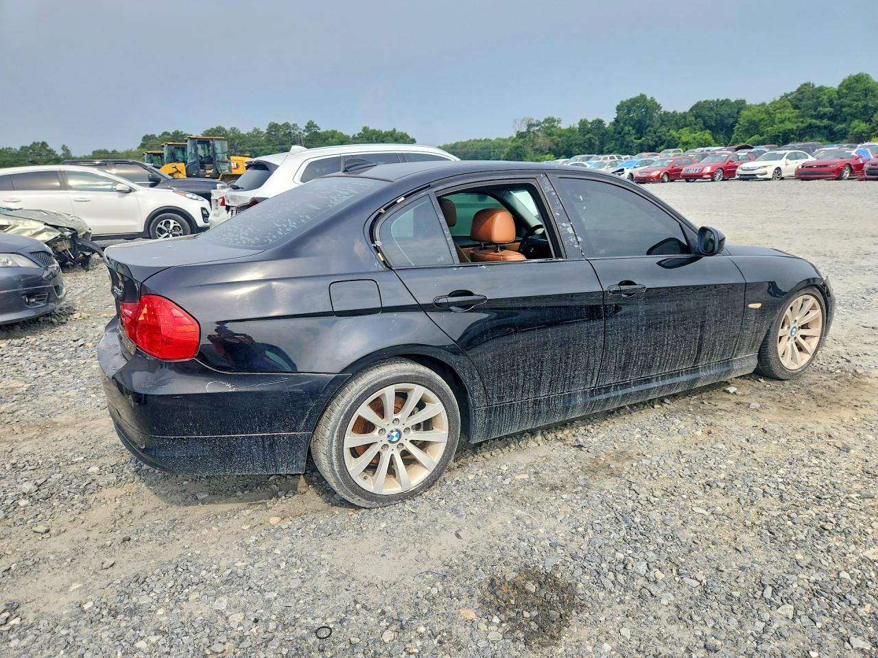 2011 BMW 3 SERIES