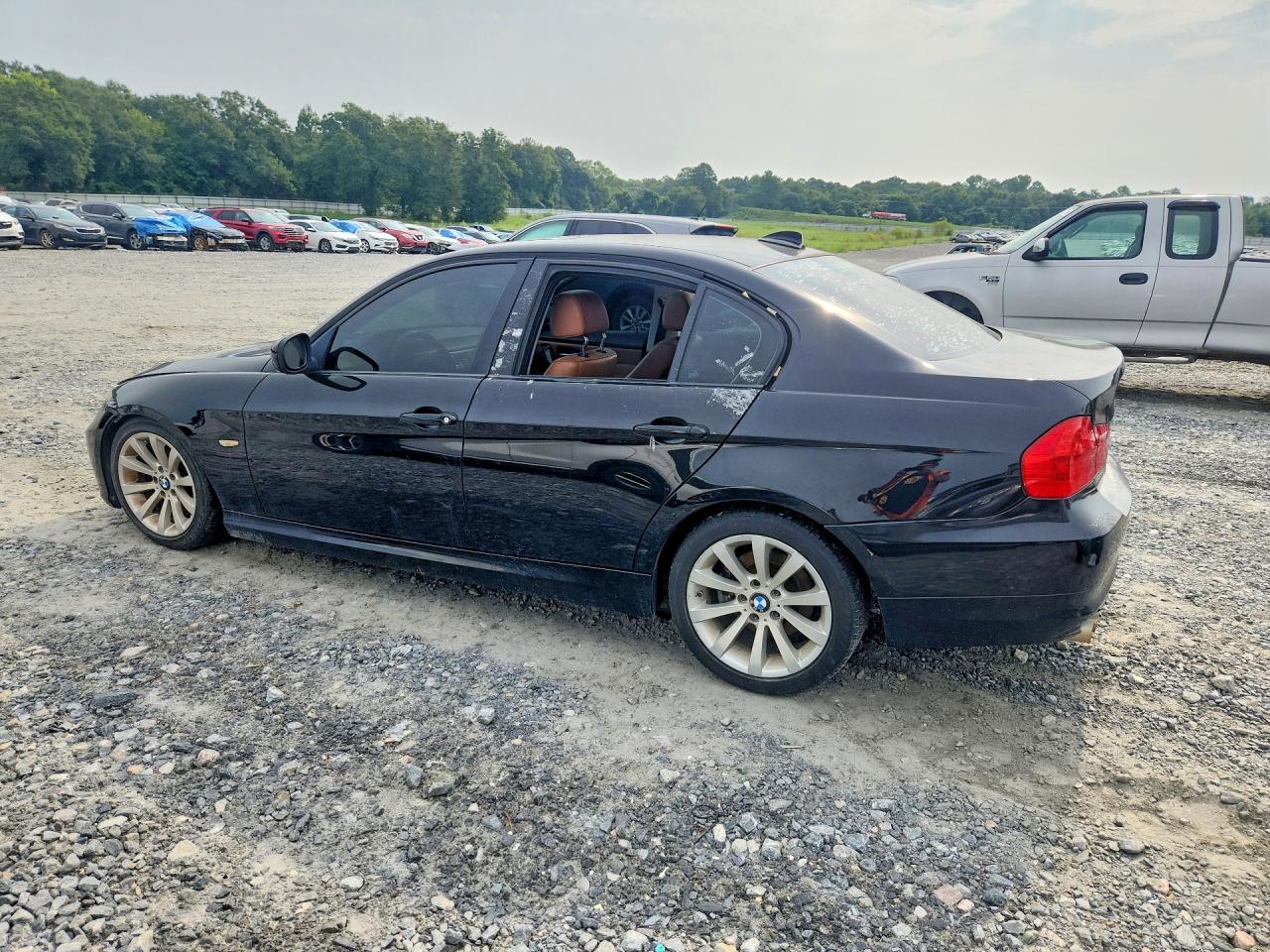 2011 BMW 3 SERIES
