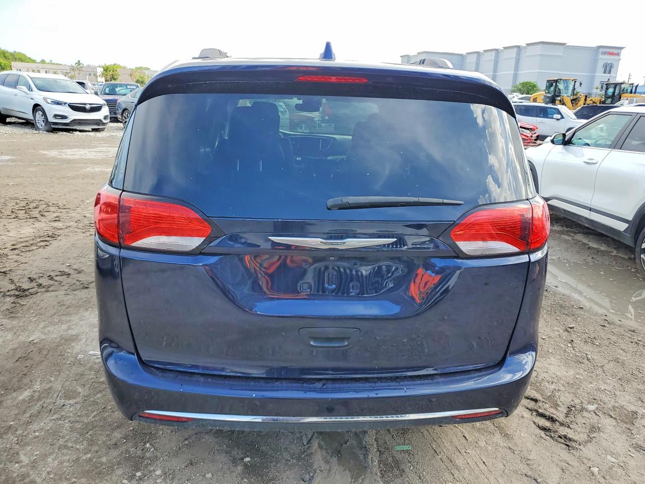 2018 CHRYSLER PACIFICA