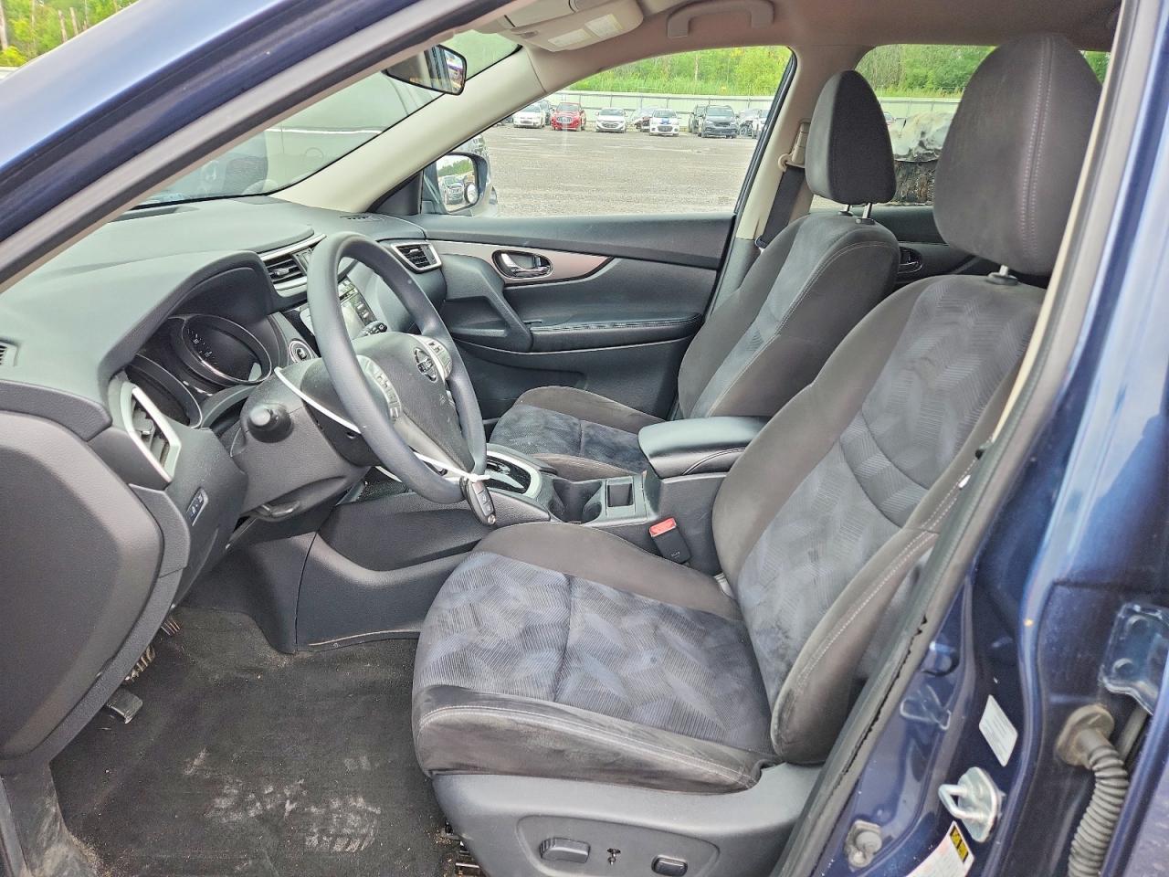 2015 NISSAN ROGUE