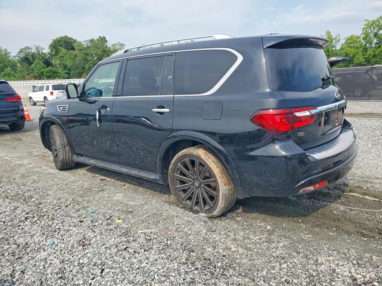 2021 INFINITI QX80