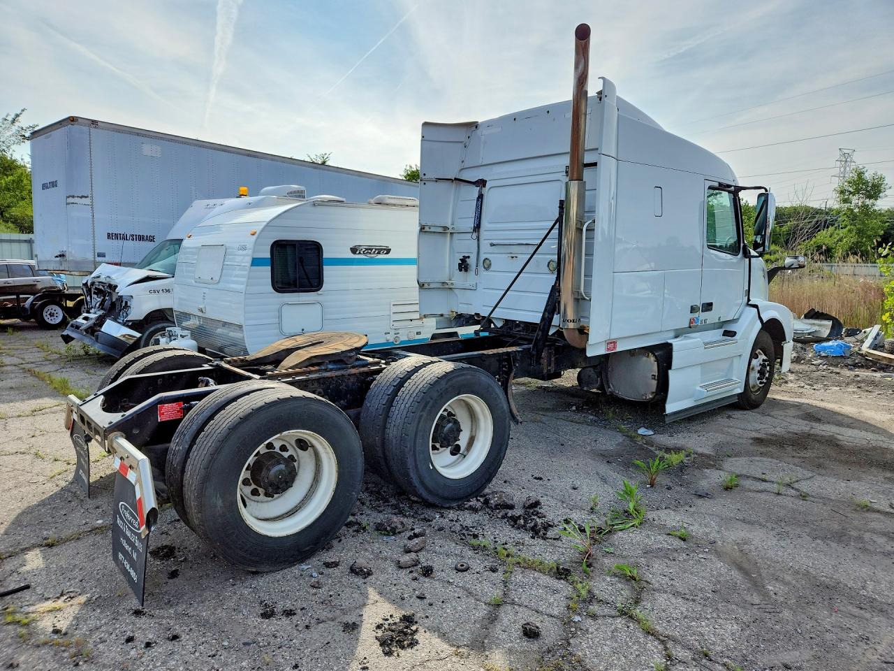 2015 VOLVO VN