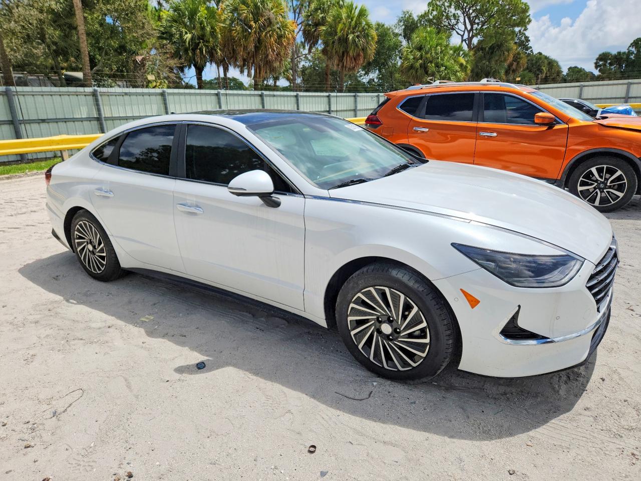 2022 HYUNDAI SONATA