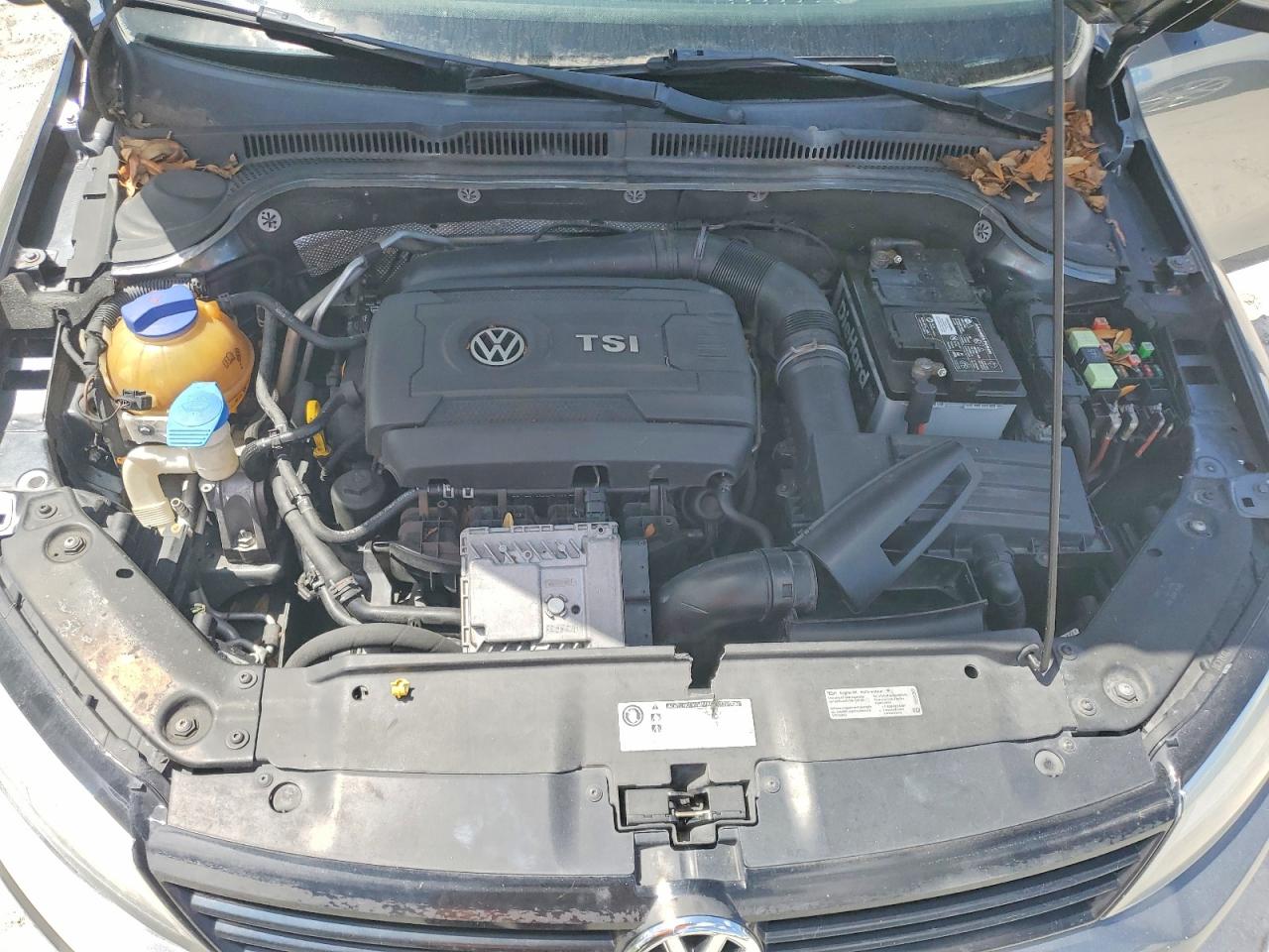 2014 VOLKSWAGEN JETTA