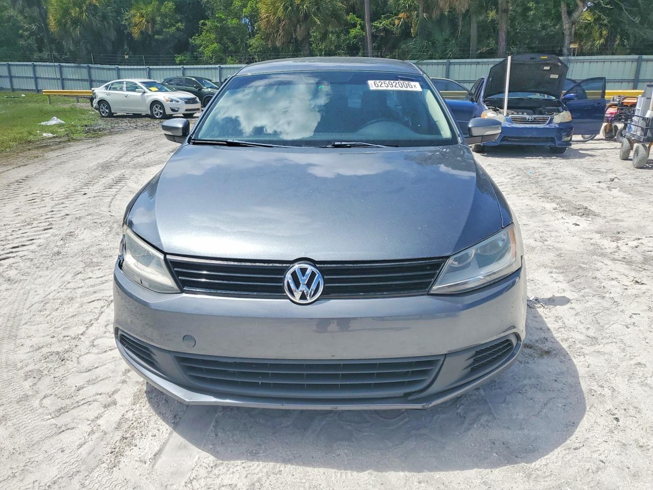 2014 VOLKSWAGEN JETTA