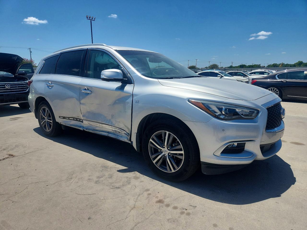 2016 INFINITI QX60