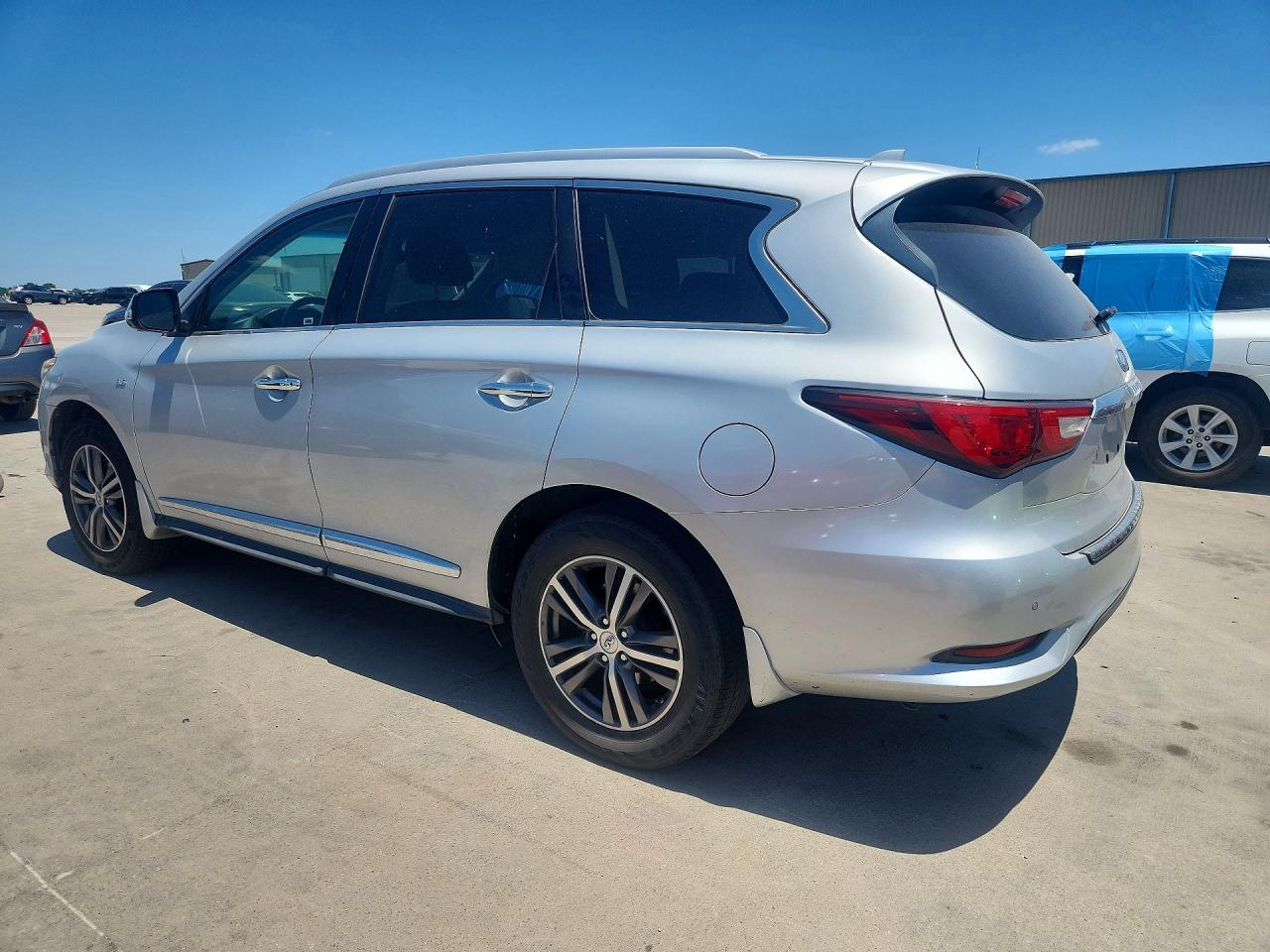 2016 INFINITI QX60