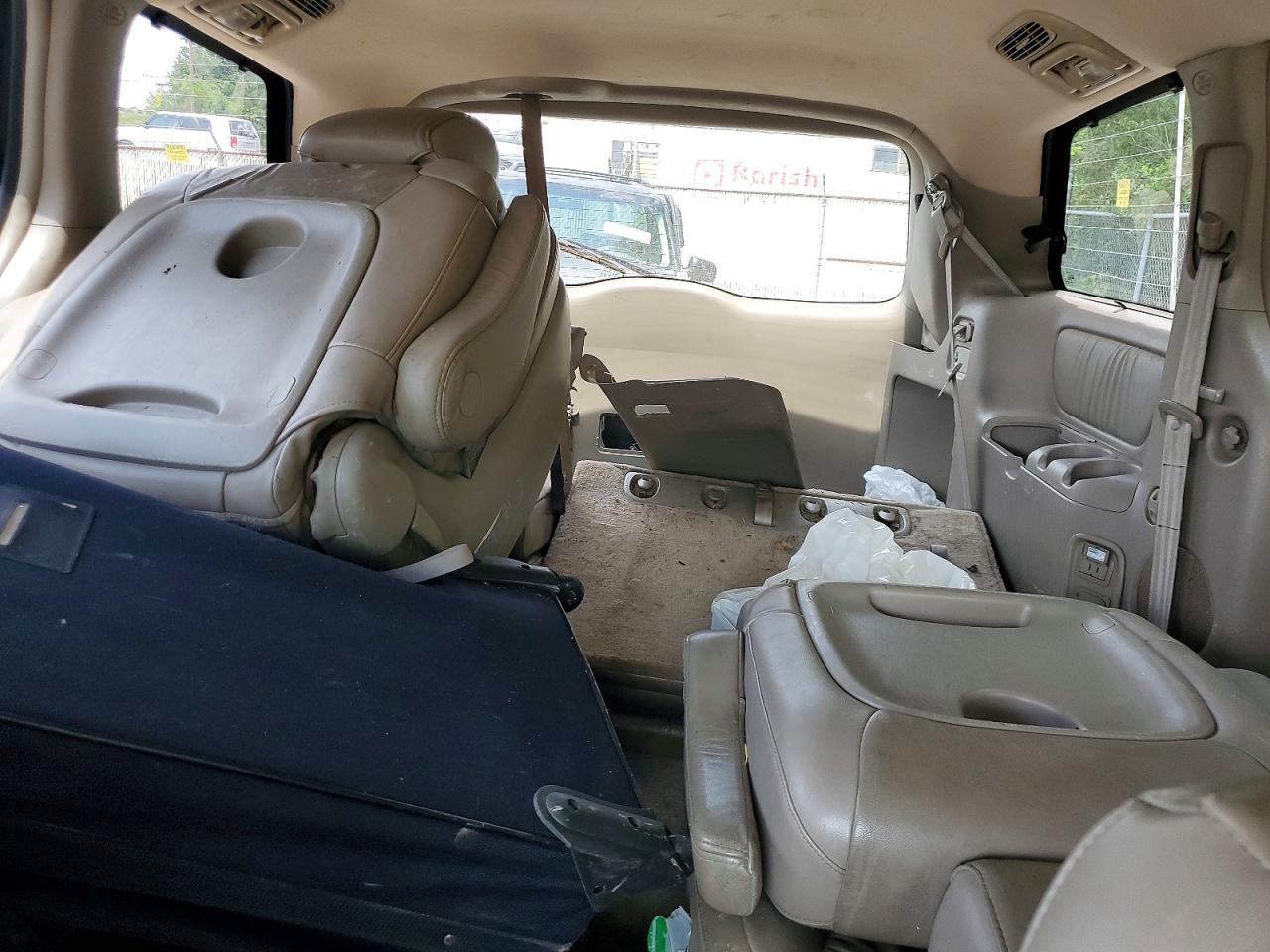 2009 TOYOTA SIENNA