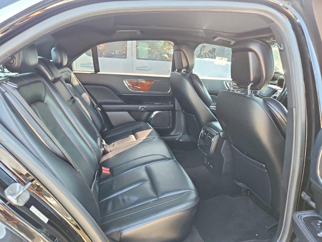2017 LINCOLN CONTINENTL