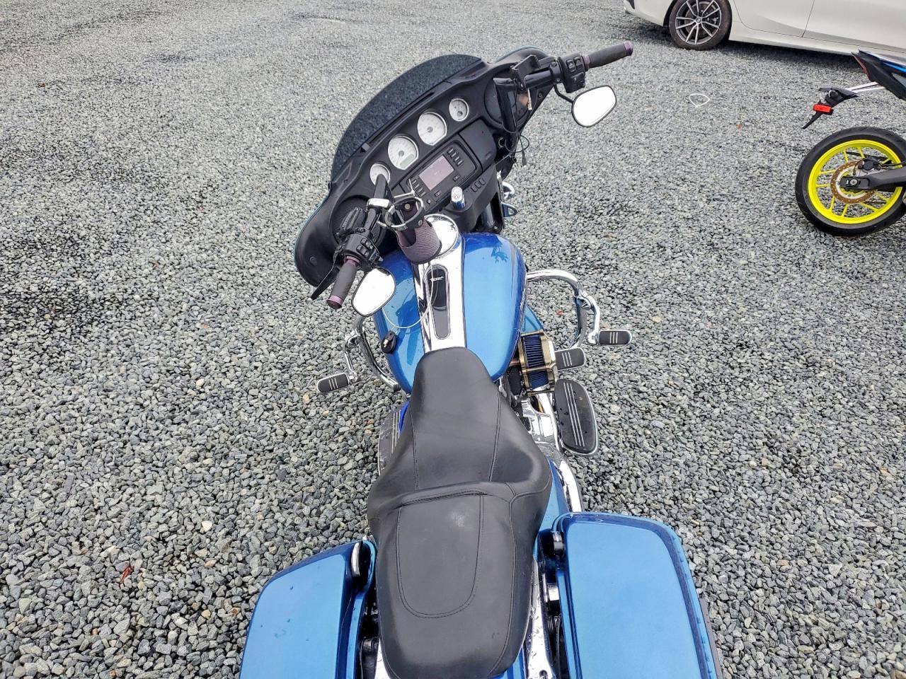 2014 HARLEY-DAVIDSON FL
