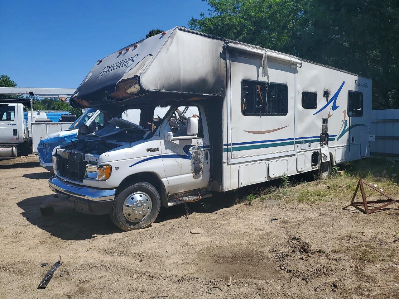 2000 FORD E450