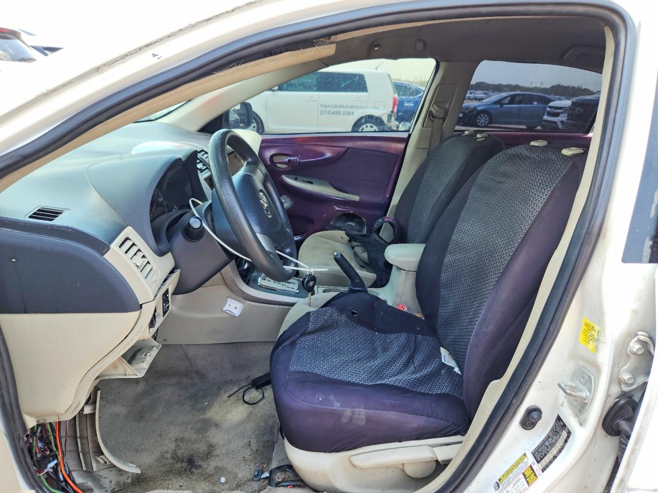 2011 TOYOTA COROLLA