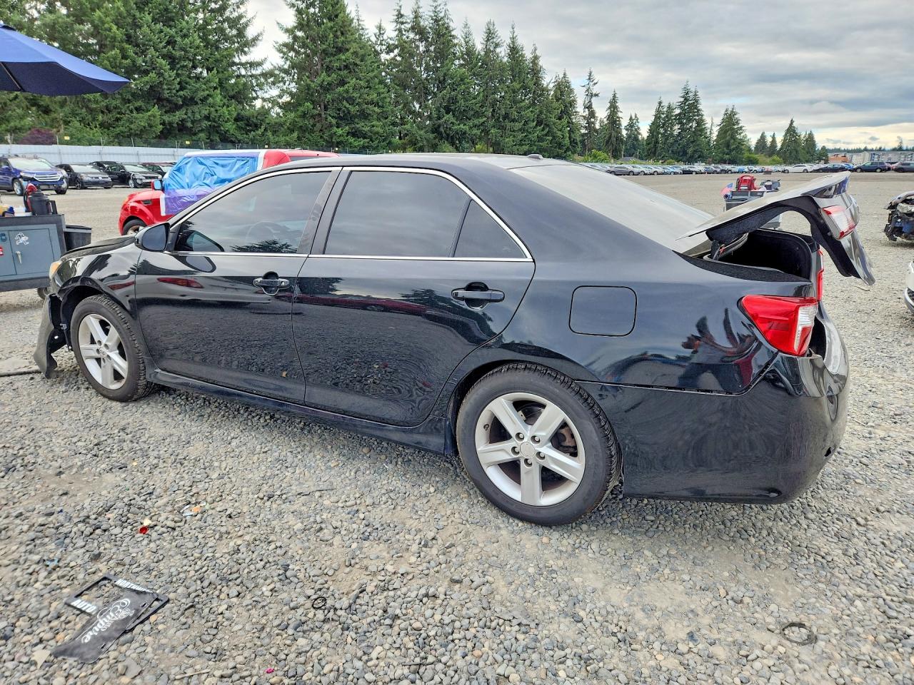 2012 TOYOTA CAMRY