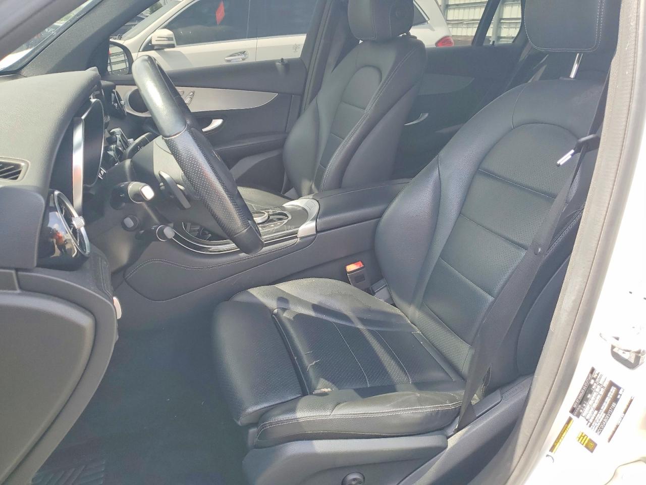 2019 MERCEDES-BENZ GLC-CLASS