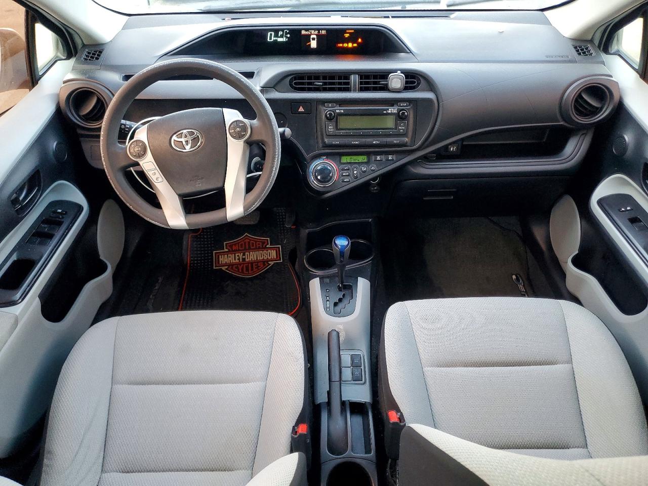 2014 TOYOTA PRIUS