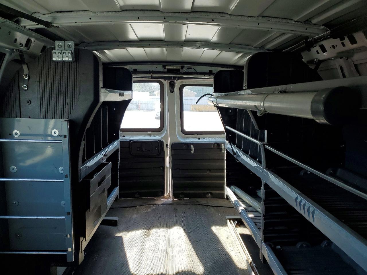 2018 CHEVROLET EXPRESS