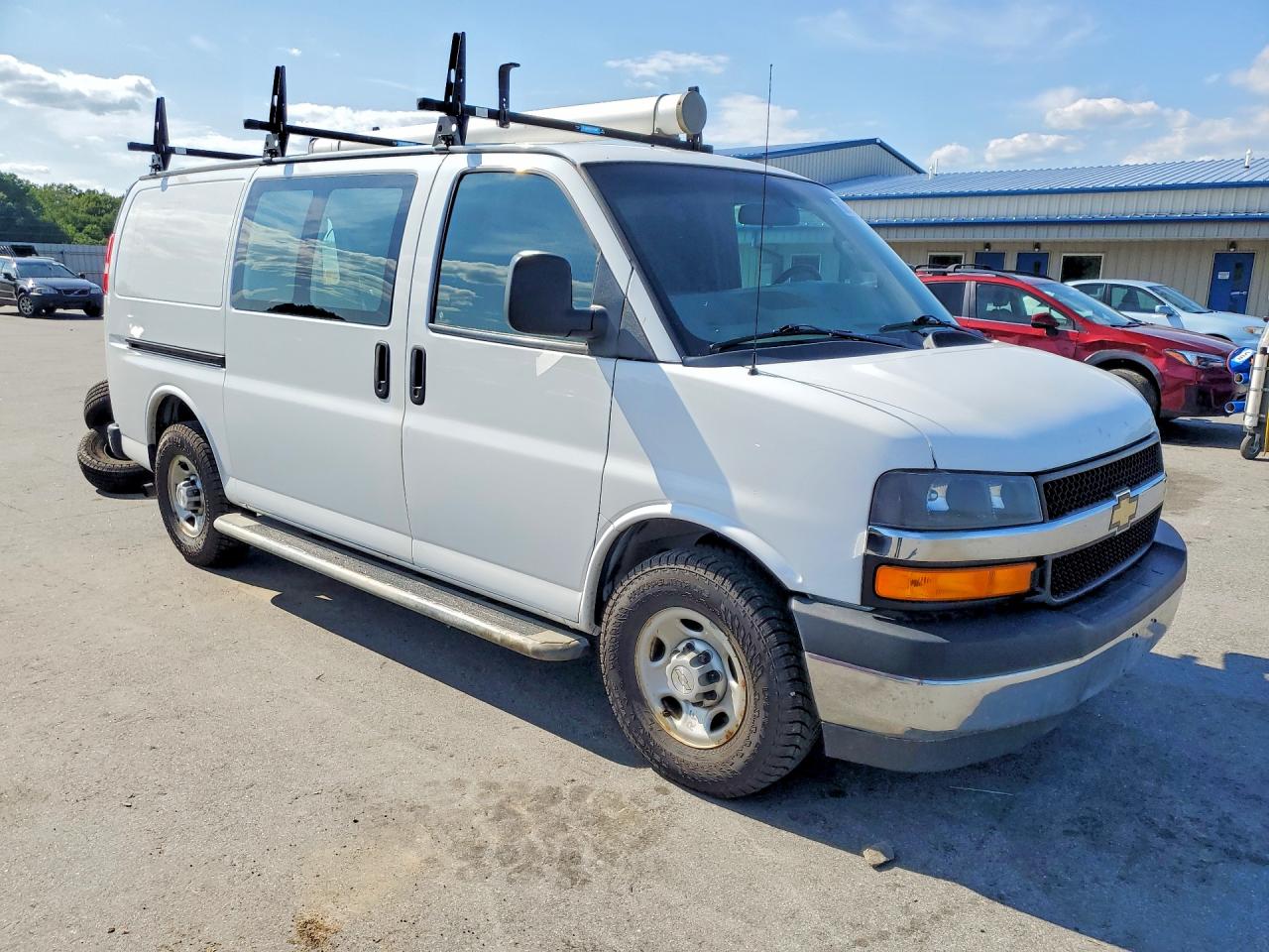 2018 CHEVROLET EXPRESS