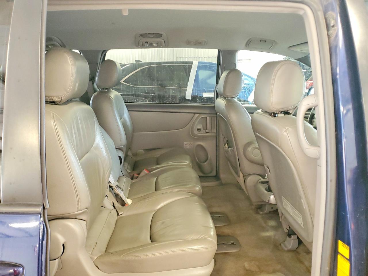 2006 TOYOTA SIENNA
