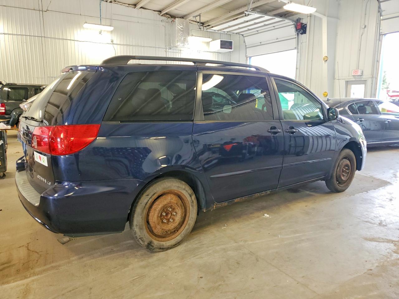 2006 TOYOTA SIENNA