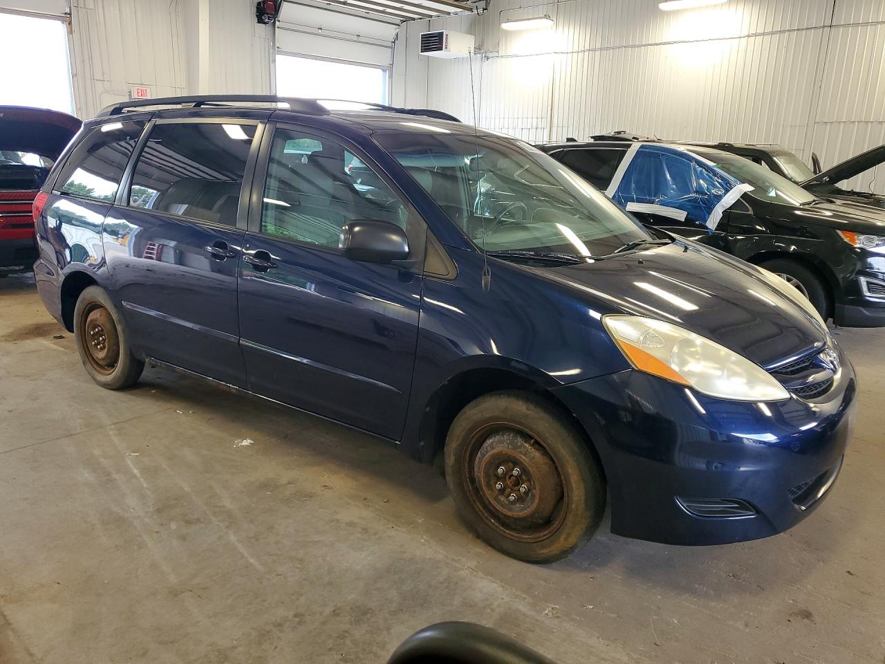 2006 TOYOTA SIENNA